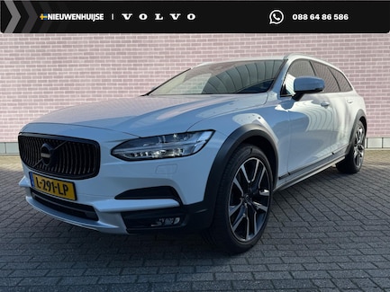 Volvo V90 Cross Country 0