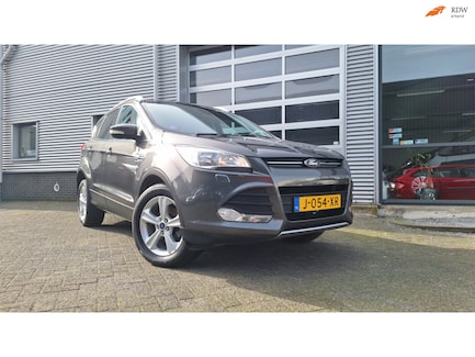 Ford Kuga 0