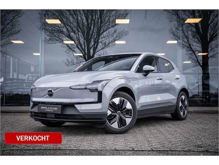 Volvo EX30 0