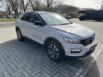 Volkswagen T-Roc 0