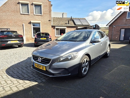 Volvo V40 0