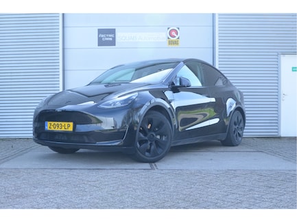 Tesla Model Y 0