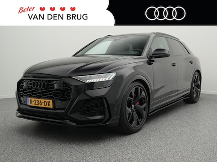Audi RS Q8 0
