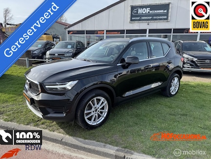 Volvo XC40 0