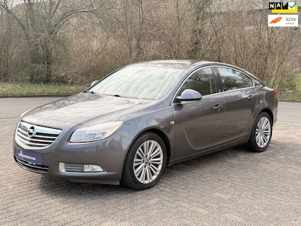 Opel Insignia 0