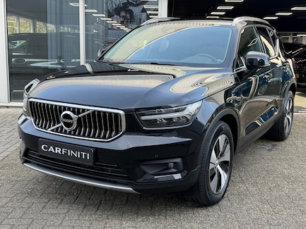 Volvo XC40 0