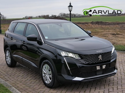 Peugeot 5008 0