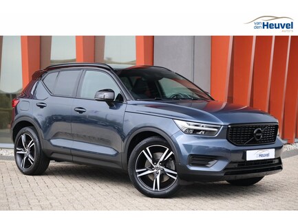 Volvo XC40 0