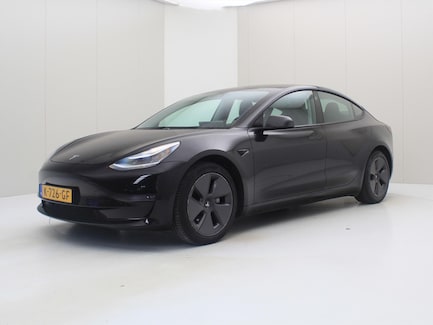 Tesla Model 3 0