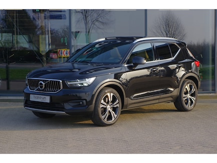 Volvo XC40 0