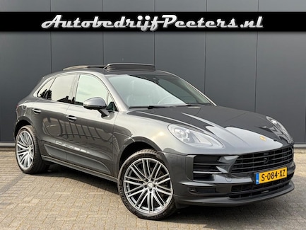 Porsche Macan 0
