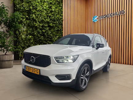 Volvo XC40 0