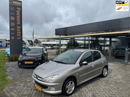 Peugeot 206 0
