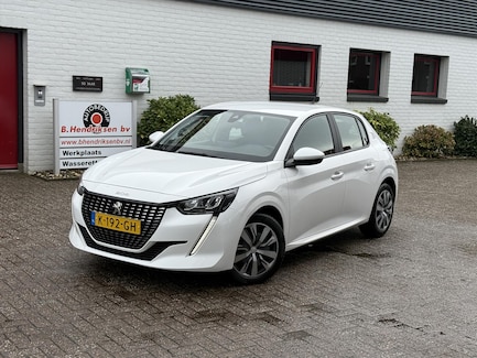 Peugeot 208 0