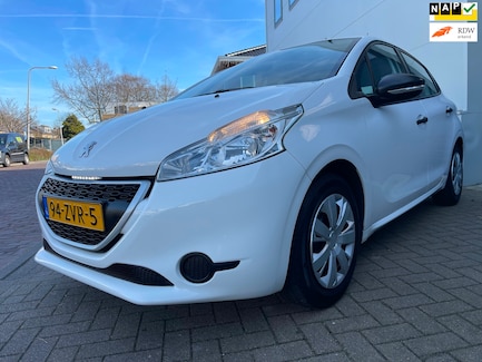 Peugeot 208 0