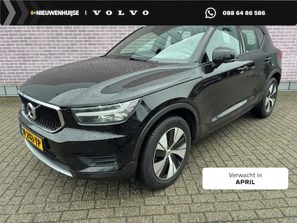 Volvo XC40 0