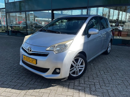 Toyota Verso-S 0