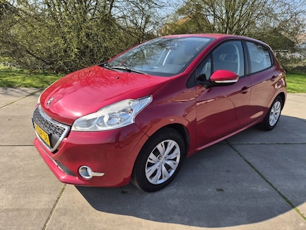 Peugeot 208 0