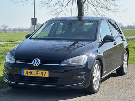Volkswagen Golf 0