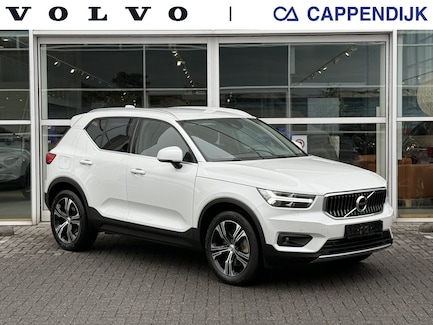 Volvo XC40 0