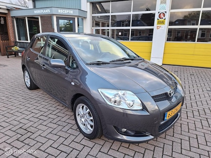 Toyota Auris 0
