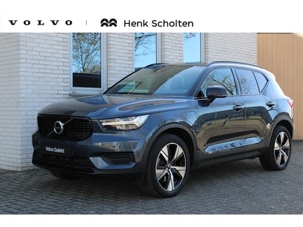Volvo XC40 0