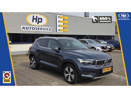 Volvo XC40 0
