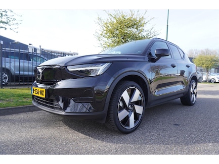 Volvo XC40 0