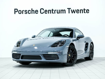 Porsche 718 Cayman 0