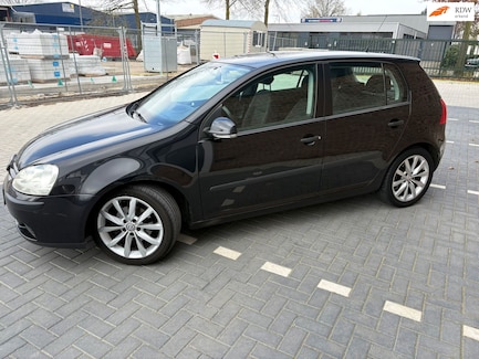 Volkswagen Golf 0