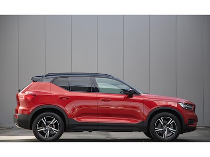 Volvo XC40 0