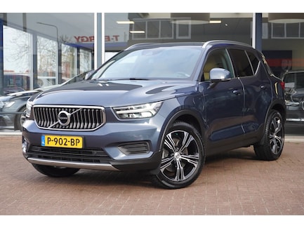 Volvo XC40 0