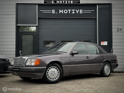 Mercedes-Benz 200-Serie 0