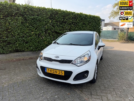 Kia Rio 0