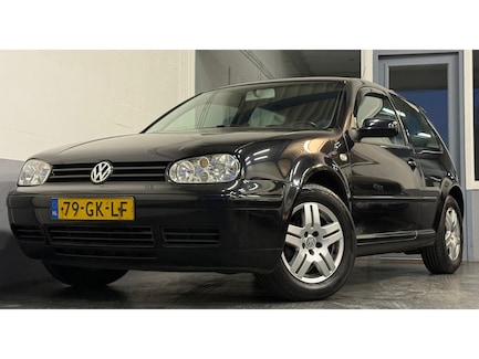 Volkswagen Golf 0