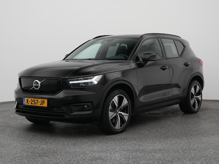 Volvo XC40 0