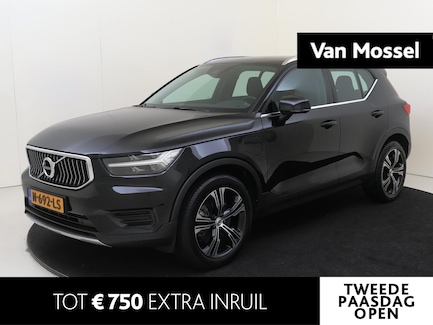 Volvo XC40 0