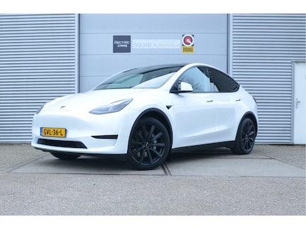 Tesla Model Y 0