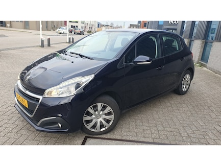 Peugeot 208 0