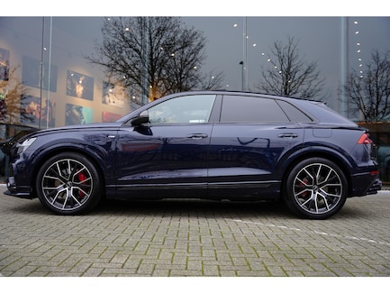 Audi Q8 0