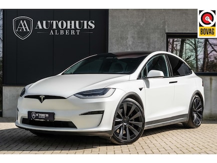Tesla Model X 0