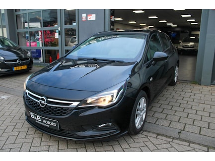 Opel Astra 0