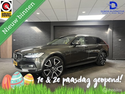 Volvo V90 Cross Country 0