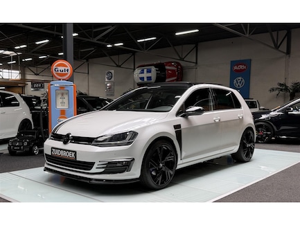 Volkswagen Golf 0