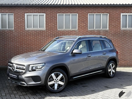 Mercedes-Benz GLB 0