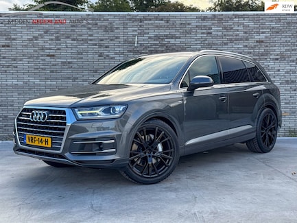 Audi Q7 0