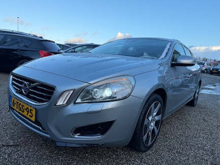 Volvo V60 0
