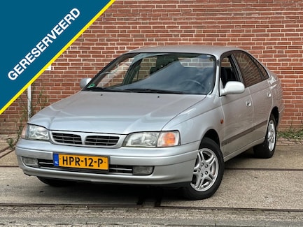 Toyota Carina E 0