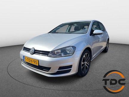 Volkswagen Golf 0