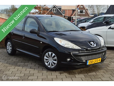 Peugeot 206+ 0
